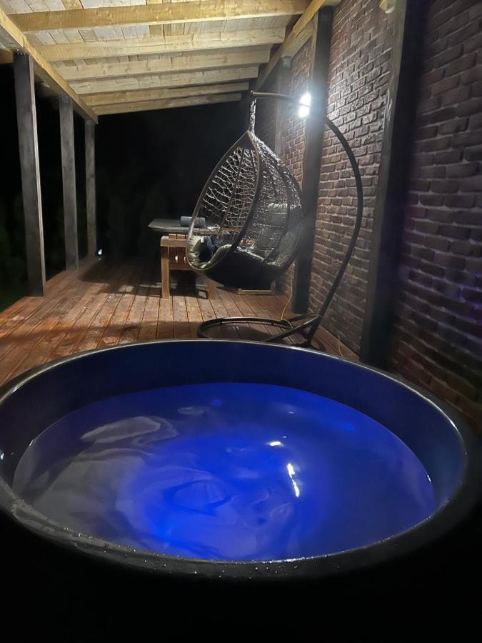 На Краю Світу Mel'nychne Ngoại thất bức ảnh